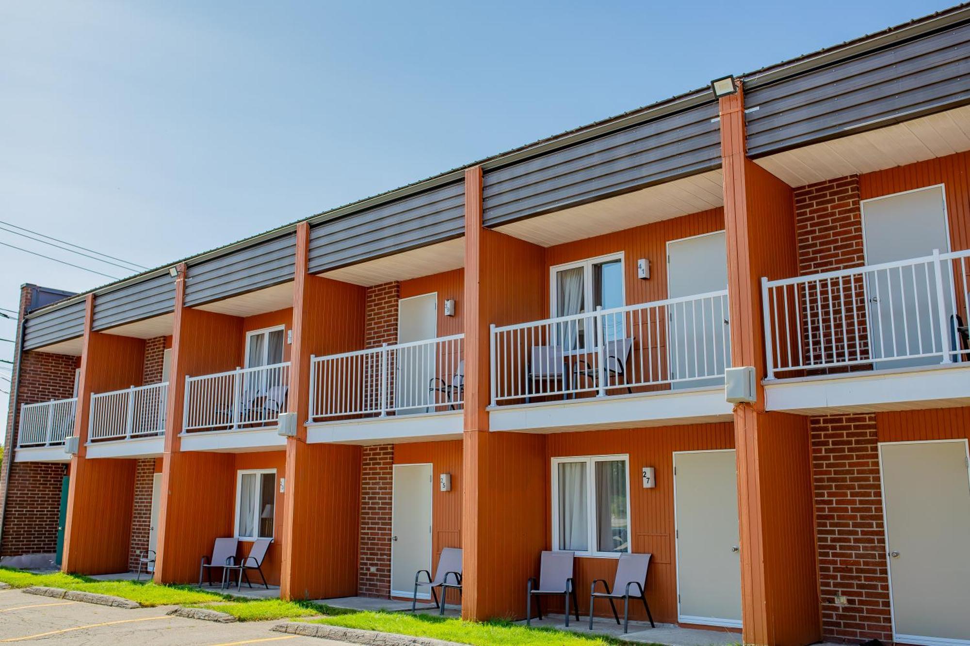 Complexe Hotelier Escoumins Les Escoumins Exterior photo